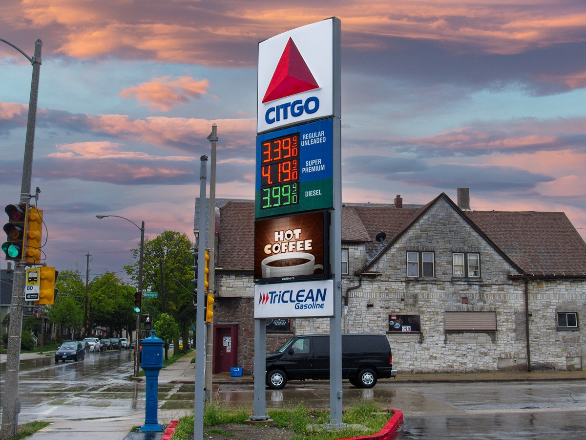 CITGO; 10mm, 4'5" x 6'3", Milwaukee, WI