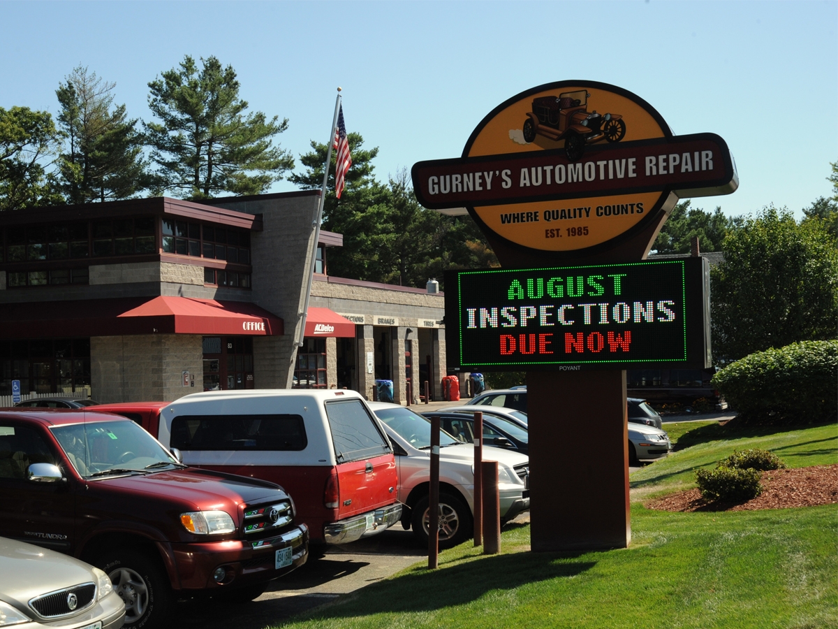 Gurney's Automotive Repair; 19mm, 3'3" x 8', Nashua, NH